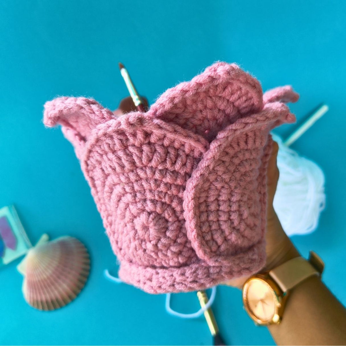 Lotus Makeup Brush Holder | Handmade Brush Organizer in Pink (Crochet)