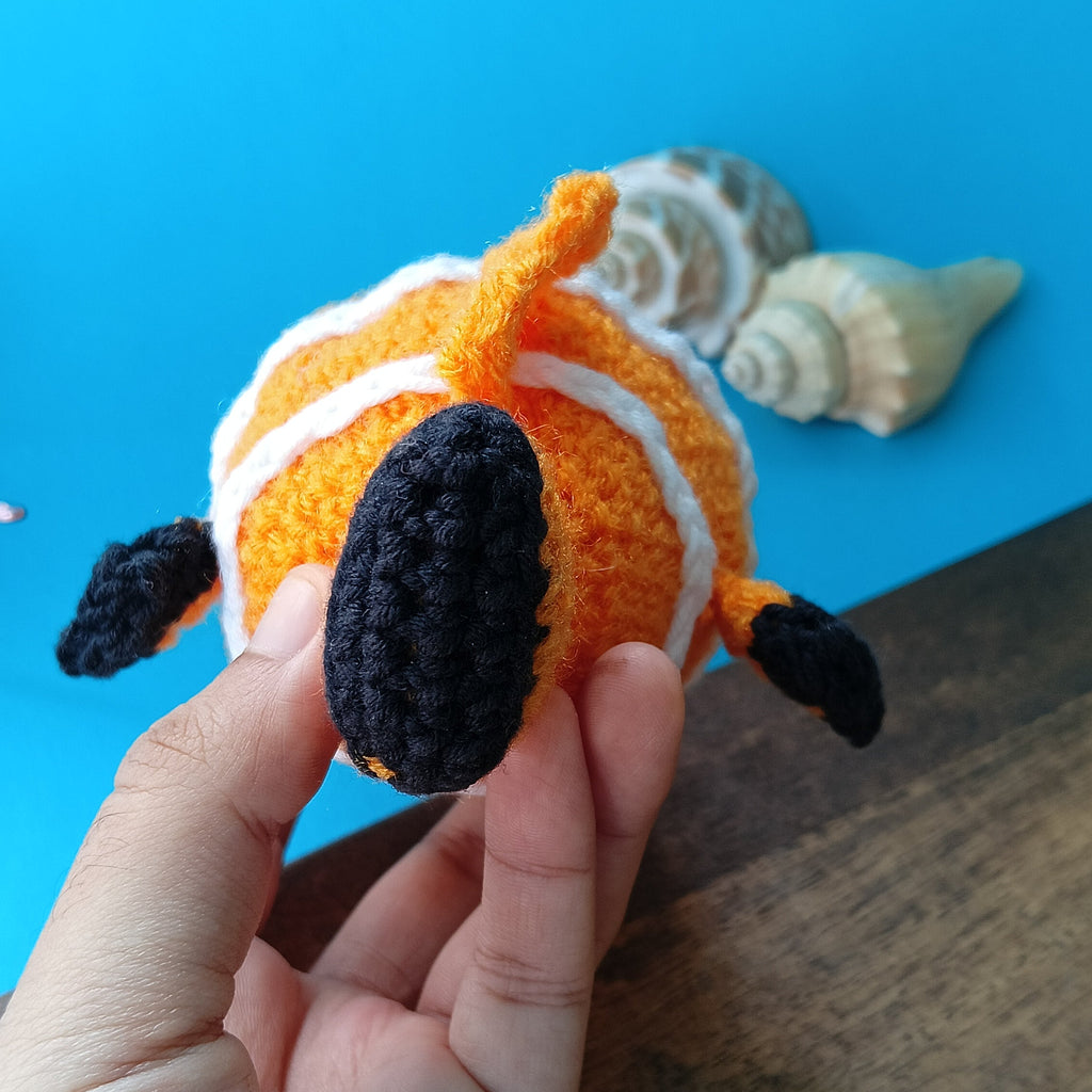 Nemo-Inspired Crochet Fish Plushie – Handmade Palm-Sized Toy