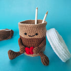 Coffee Cup Crochet Storage Container – Handmade Takeaway Cup Organizer with Heart