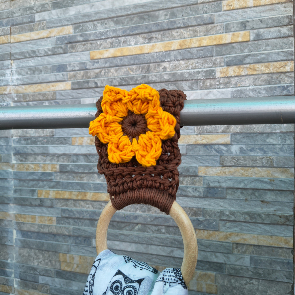 Handmade Sunflower Napkin Hanger – Crochet Floral Kitchen & Dining Décor