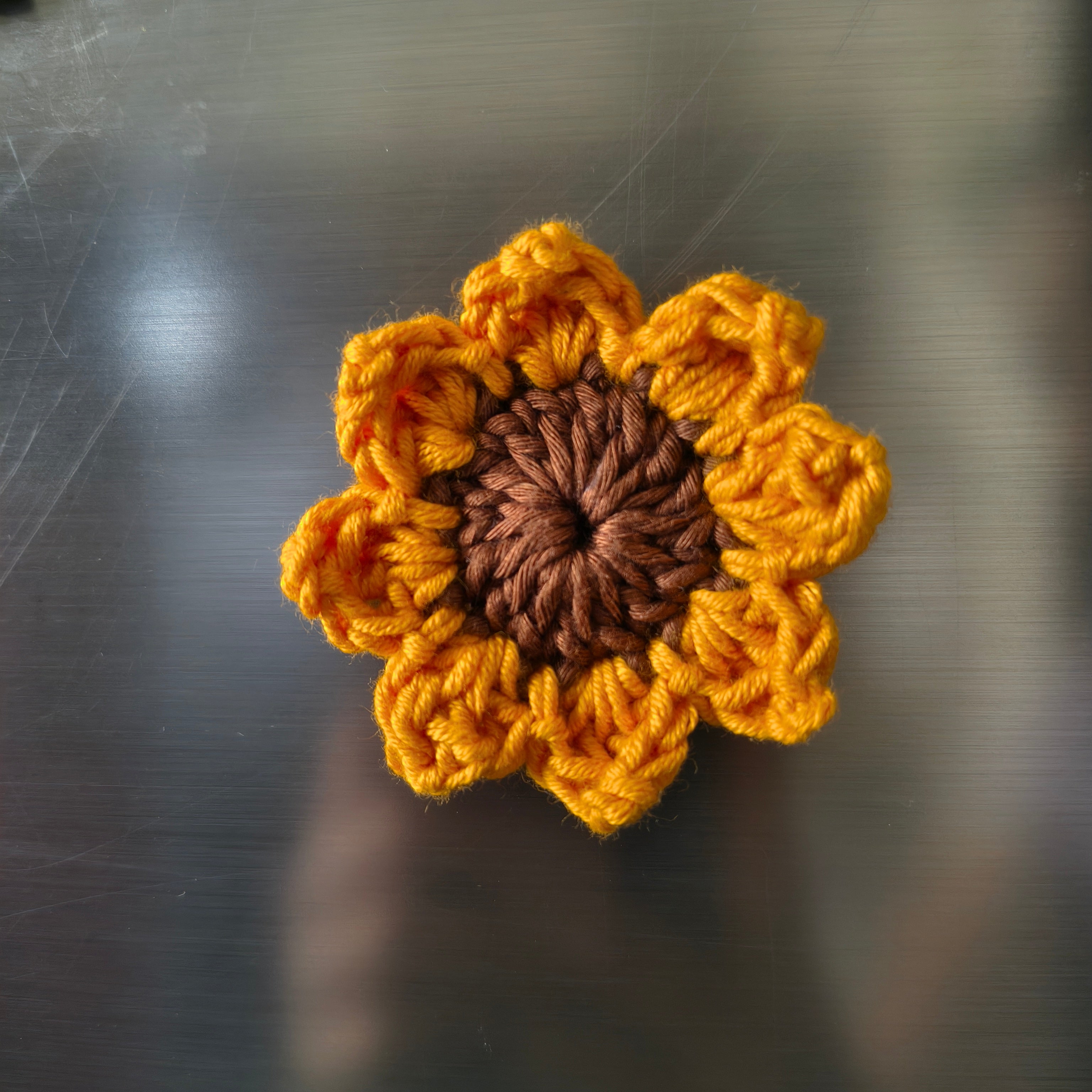 Sunflower Crochet Fridge Magnet – Handmade Floral Kitchen Décor