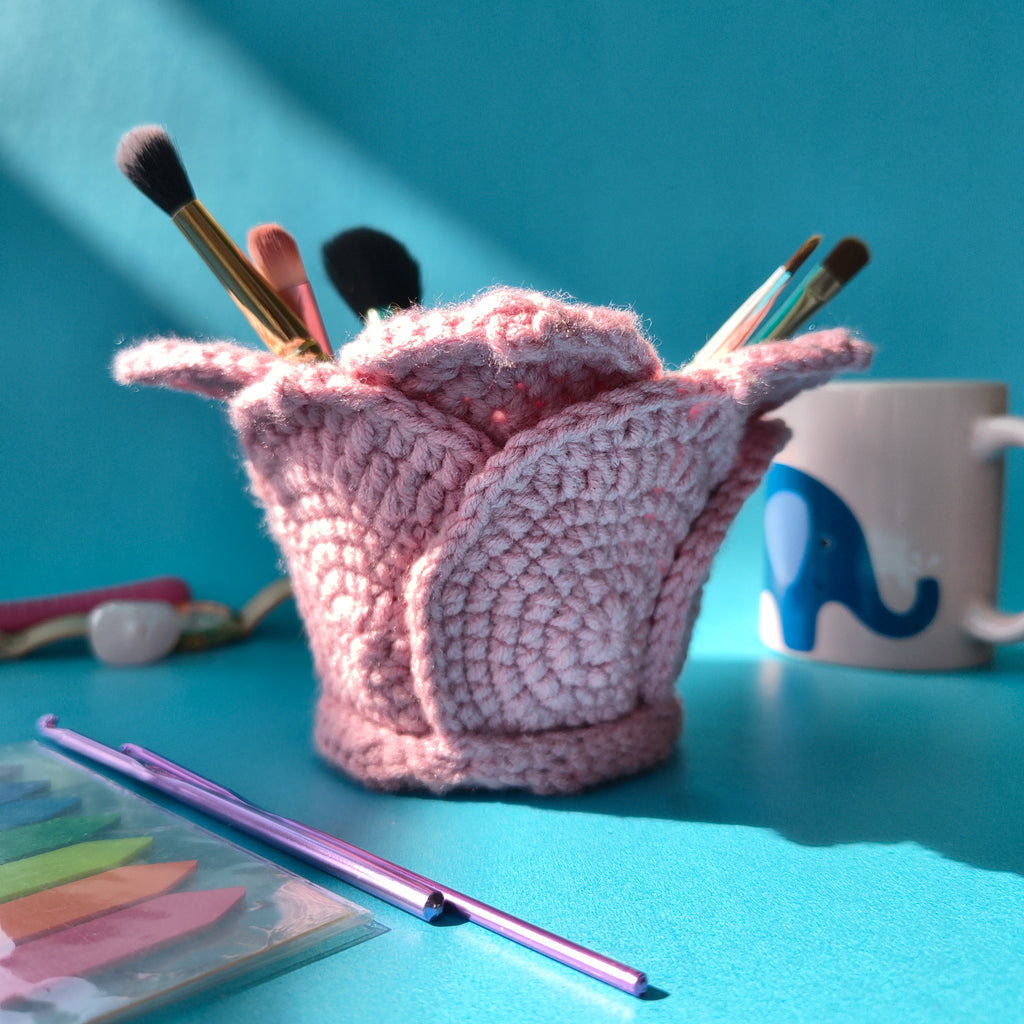 Lotus Makeup Brush Holder | Handmade Brush Organizer in Pink (Crochet)