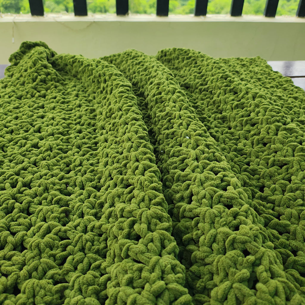 Blanket – Handmade Chunky Crochet, Green | 48x60 Inch Cozy Throw