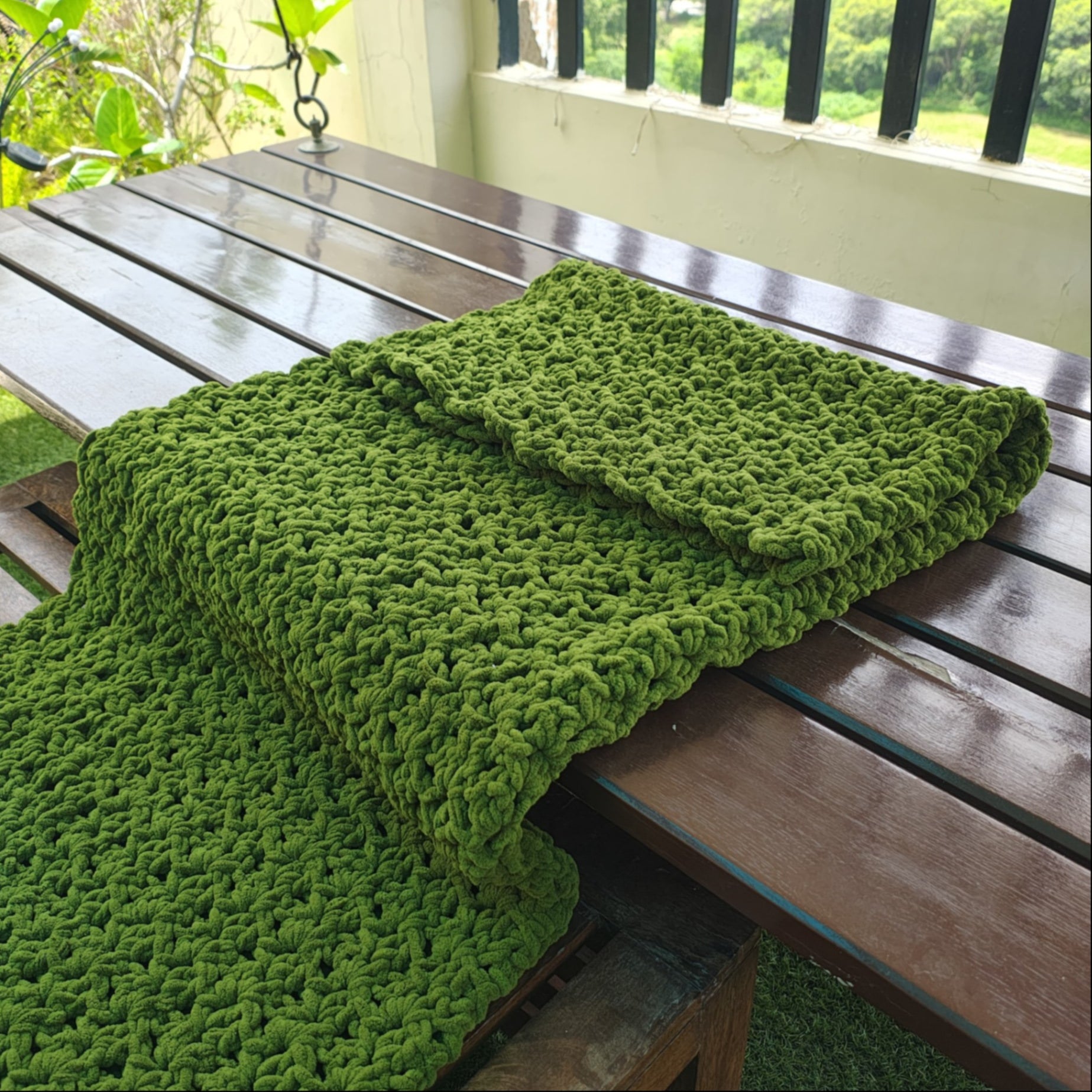 Blanket – Handmade Chunky Crochet, Green | 48x60 Inch Cozy Throw
